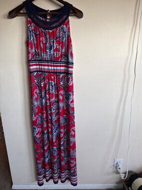Roz & Ali Womens Red Paisley Maxi Dress With Navy Trim Size L NWT